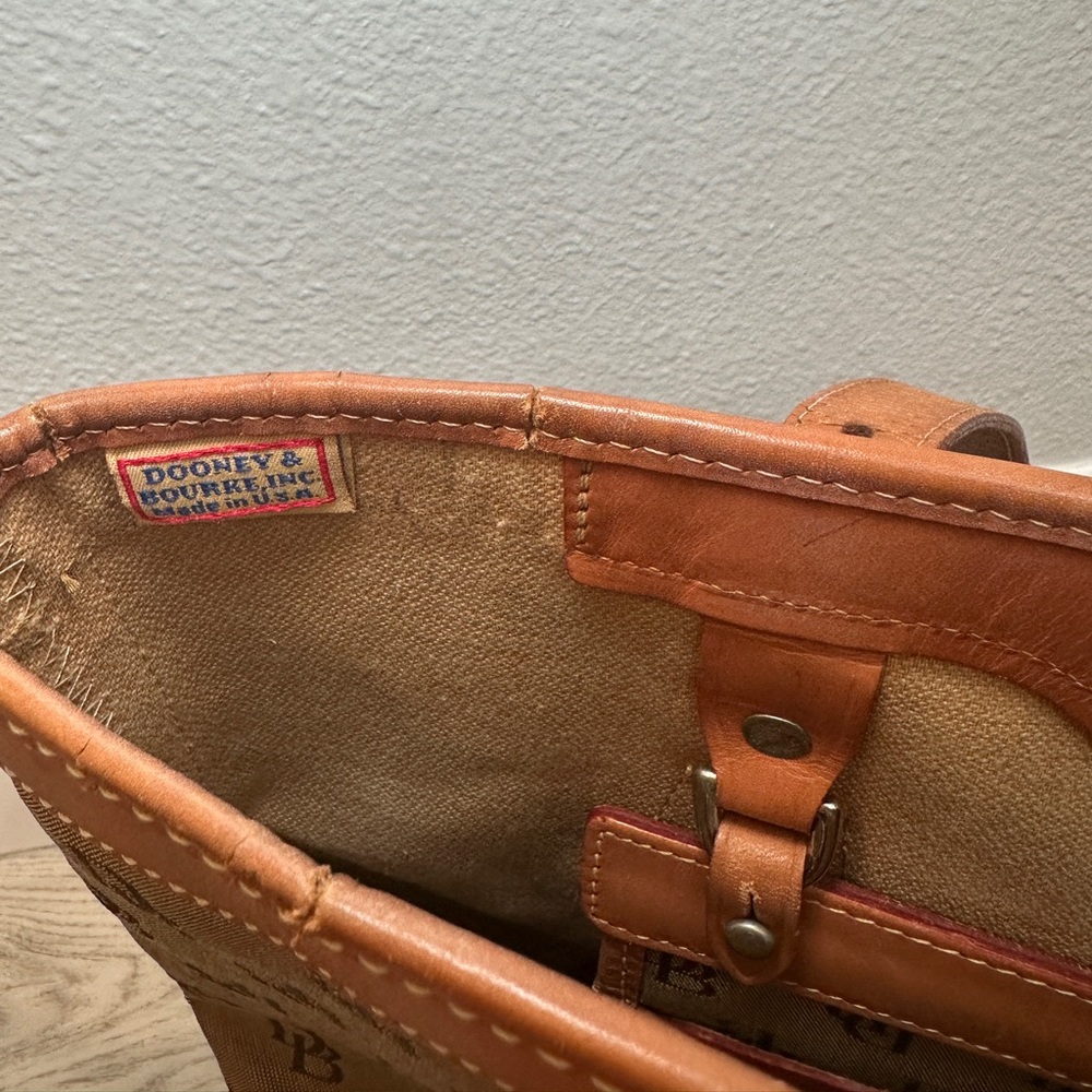 Vintage Dooney & Bourke Monogram Tote‎ Bag Brown Leather Canvas - Picture 10 of 10
